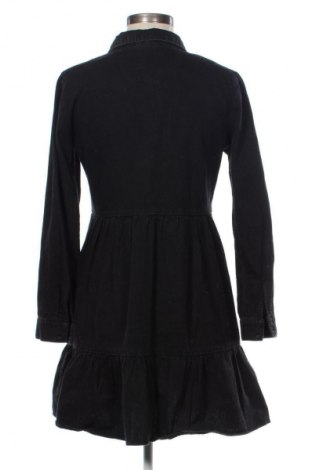 Šaty  Vero Moda, Velikost M, Barva Černá, Cena  391,00 Kč