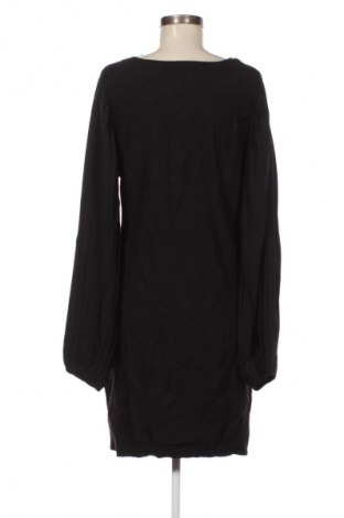 Sukienka White, Rozmiar XL, Kolor Czarny, Cena 104,99 zł