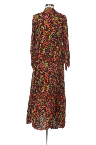 Рокля Xandres, Размер L, Цвят Многоцветен, Цена 66,00 €