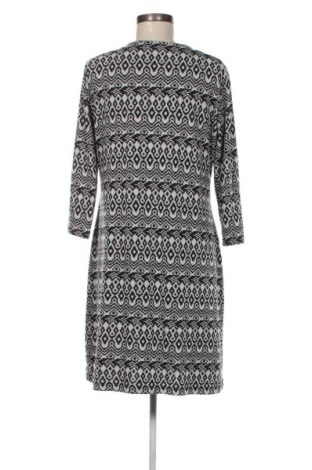 Рокля Yessica, Размер L, Цвят Многоцветен, Цена 5,62 €