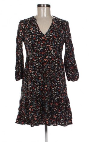 Рокля Yessica, Размер S, Цвят Многоцветен, Цена 6,13 €