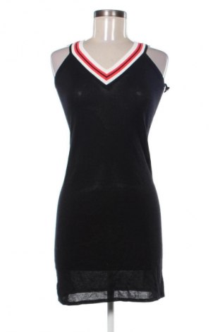 Рокля Yuka, Размер S, Цвят Черен, Цена 32,00 €