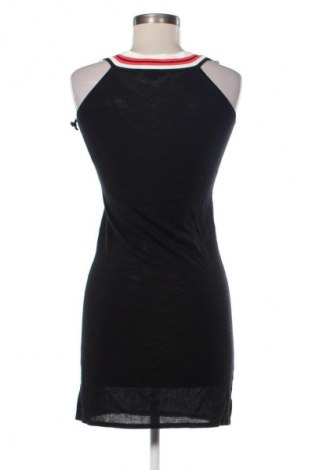 Рокля Yuka, Размер S, Цвят Черен, Цена 32,00 €