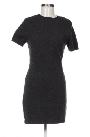 Ruha Zara, Méret M, Szín Szürke, Ár 5 785 Ft