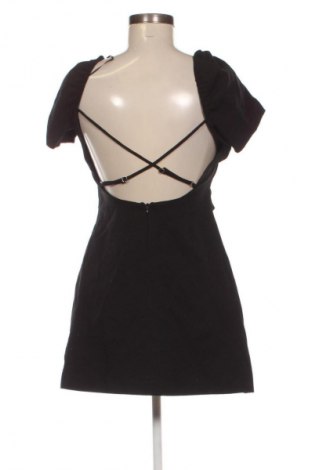 Рокля Zara, Размер M, Цвят Черен, Цена 22,49 €