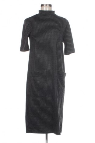 Рокля Zara, Размер S, Цвят Многоцветен, Цена 14,31 €