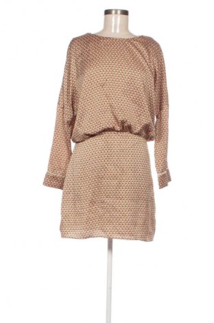 Рокля Zara, Размер M, Цвят Многоцветен, Цена 13,81 €