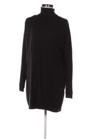 Ruha mbyM, Méret M, Szín Fekete, Ár 17 355 Ft