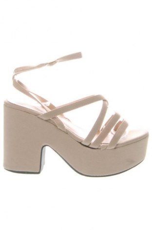 Sandały Cuccoo, Rozmiar 36, Kolor ecru, Cena 139,32 zł