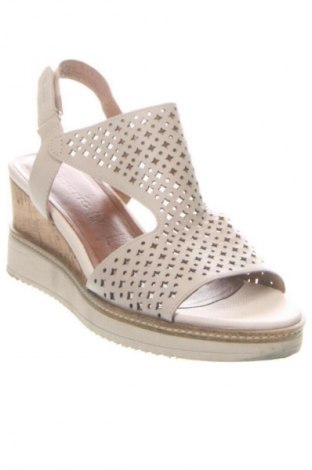 Сандали Tamaris, Размер 39, Цвят Екрю, Цена 51,60 €