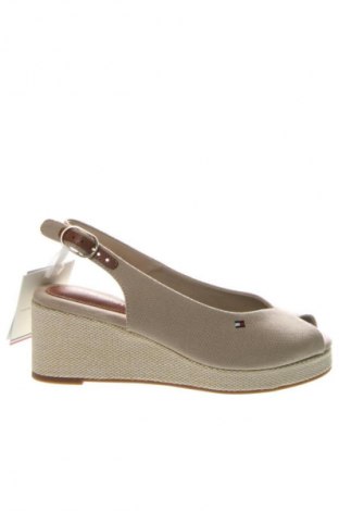 Szandálok Tommy Hilfiger, Méret 37, Szín Bézs, Ár 38 389 Ft, #135750917