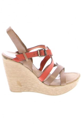 Сандали Unbranded, Размер 38, Цвят Многоцветен, Цена 39,36 €