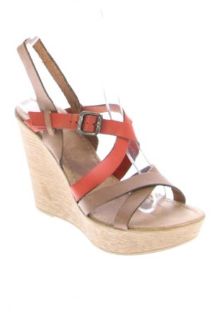 Сандали Unbranded, Размер 38, Цвят Многоцветен, Цена 39,36 €