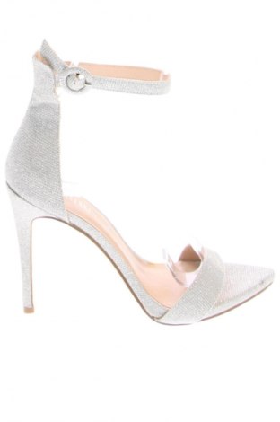 Сандали Unbranded, Размер 40, Цвят Сребрист, Цена 32,00 €