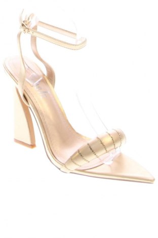 Сандали Unbranded, Размер 42, Цвят Златист, Цена 32,00 €