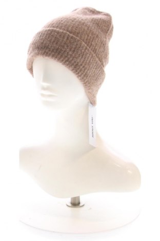 Шапка About You, Цвят Бежов, Цена 16,36 €
