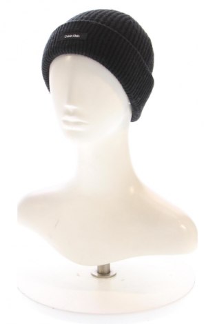 Шапка Calvin Klein, Цвят Черен, Цена 32,21 €
