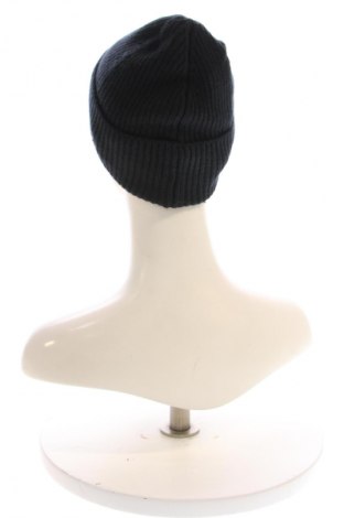 Шапка Calvin Klein, Цвят Черен, Цена 39,88 €