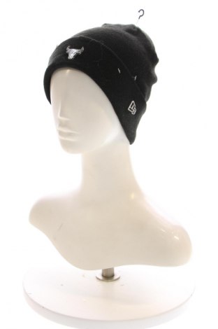 Шапка New Era, Цвят Черен, Цена 24,03 €