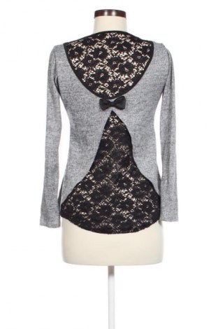 Дамска блуза Unbranded, Размер S, Цвят Сив, Цена 7,66 €