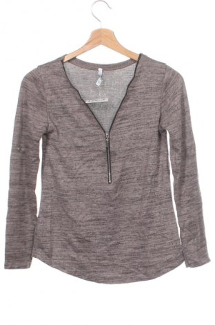 Дамска блуза One Love, Размер XS, Цвят Многоцветен, Цена 2,04 €