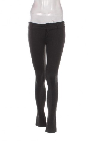 Dámské kalhoty  Bershka, Velikost S, Barva Černá, Cena  49,00 Kč