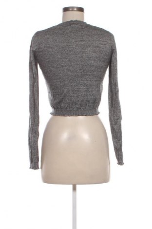 Dámský svetr Bershka, Velikost S, Barva Šedá, Cena  149,00 Kč