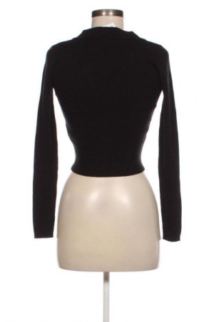 Dámský svetr Cropp, Velikost M, Barva Černá, Cena  169,00 Kč