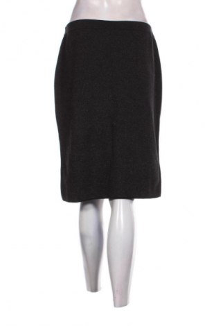 Пола Unbranded, Размер M, Цвят Черен, Цена 5,11 €