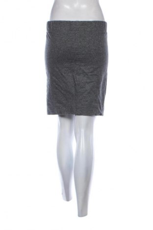 Пола Unbranded, Размер M, Цвят Сив, Цена 2,04 €