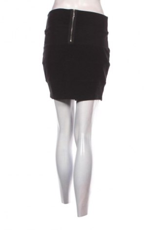 Пола Amisu, Размер M, Цвят Черен, Цена 2,04 €