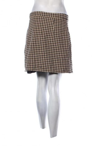 Пола Defacto, Размер M, Цвят Многоцветен, Цена 2,04 €