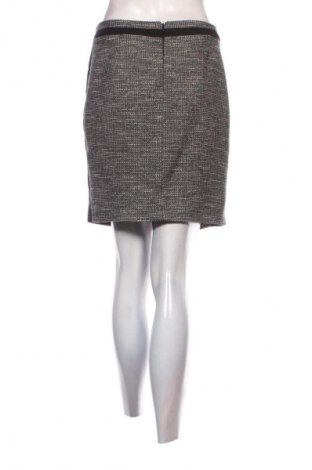 Пола Esprit, Размер M, Цвят Черен, Цена 2,04 €