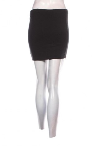 Пола Fb Sister, Размер S, Цвят Черен, Цена 2,04 €