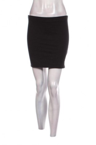 Пола Fb Sister, Размер S, Цвят Черен, Цена 2,04 €