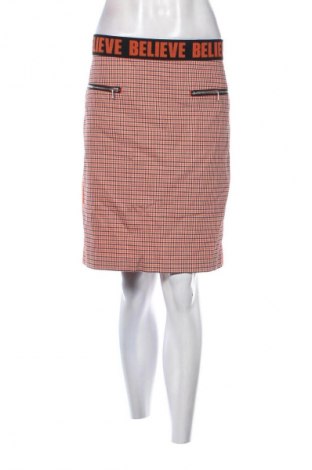 Fustă Marc Aurel, Mărime M, Culoare Multicolor, Preț 14,99 Lei