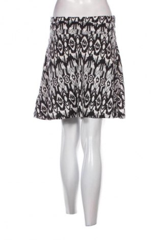 Пола Must Have, Размер S, Цвят Многоцветен, Цена 2,04 €