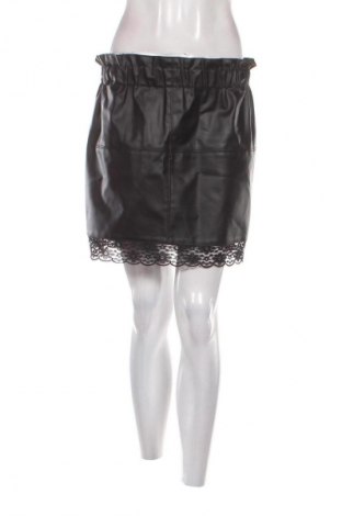 Пола Noa Noa, Размер M, Цвят Черен, Цена 7,66 €