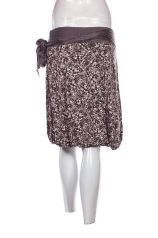 Пола Pietro Filipi, Размер M, Цвят Многоцветен, Цена 9,20 €