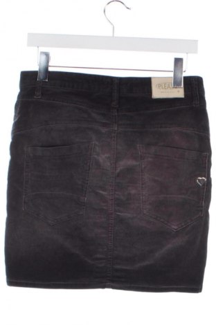 Пола Please, Размер XS, Цвят Многоцветен, Цена 2,04 €