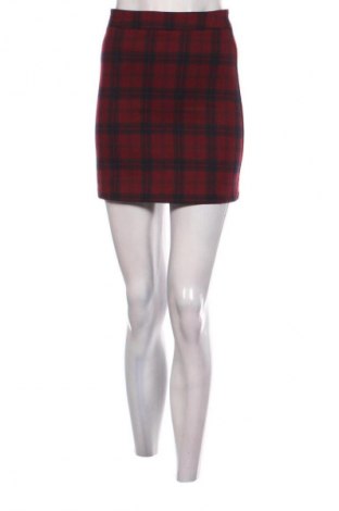 Пола Pull&Bear, Размер S, Цвят Многоцветен, Цена 4,60 €