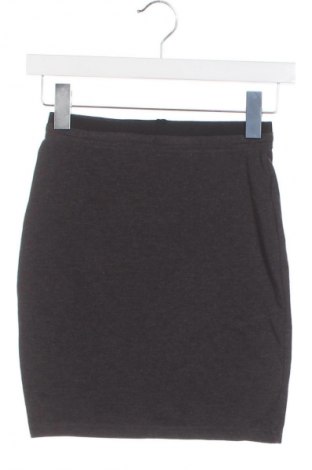 Пола Sinsay, Размер XXS, Цвят Сив, Цена 2,04 €
