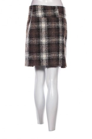 Пола Yessica, Размер S, Цвят Многоцветен, Цена 2,04 €