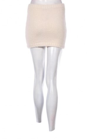 Пола Zara, Размер S, Цвят Екрю, Цена 4,09 €