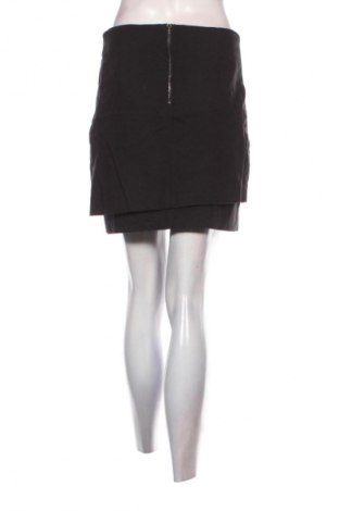 Пола Zero, Размер M, Цвят Черен, Цена 2,04 €