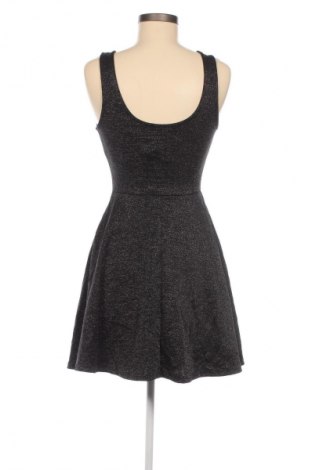 Šaty  Fb Sister, Veľkosť S, Farba Čierna, Cena  2,95 €