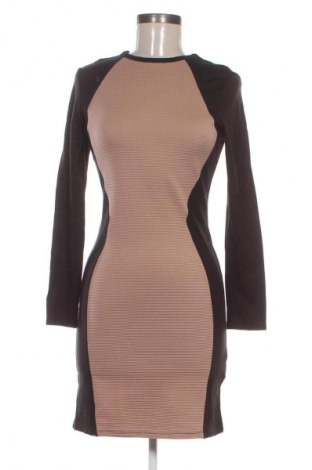 Рокля H&M, Размер M, Цвят Многоцветен, Цена 8,21 €