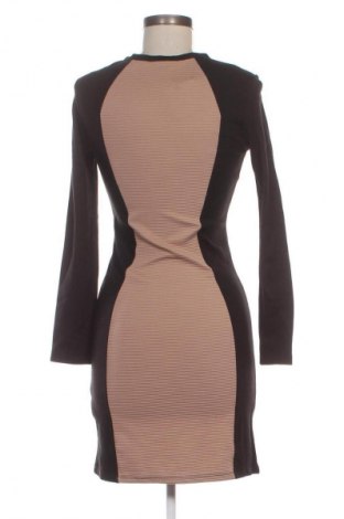 Рокля H&M, Размер M, Цвят Многоцветен, Цена 8,21 €