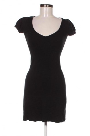 Рокля Mango, Размер S, Цвят Черен, Цена 38,34 €