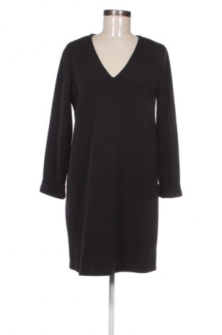 Šaty  Mango, Velikost M, Barva Černá, Cena  49,00 Kč
